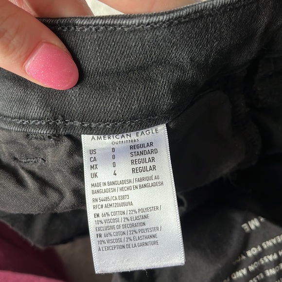 Black cropped American eagle skinny jeans - Picture 3 of 3